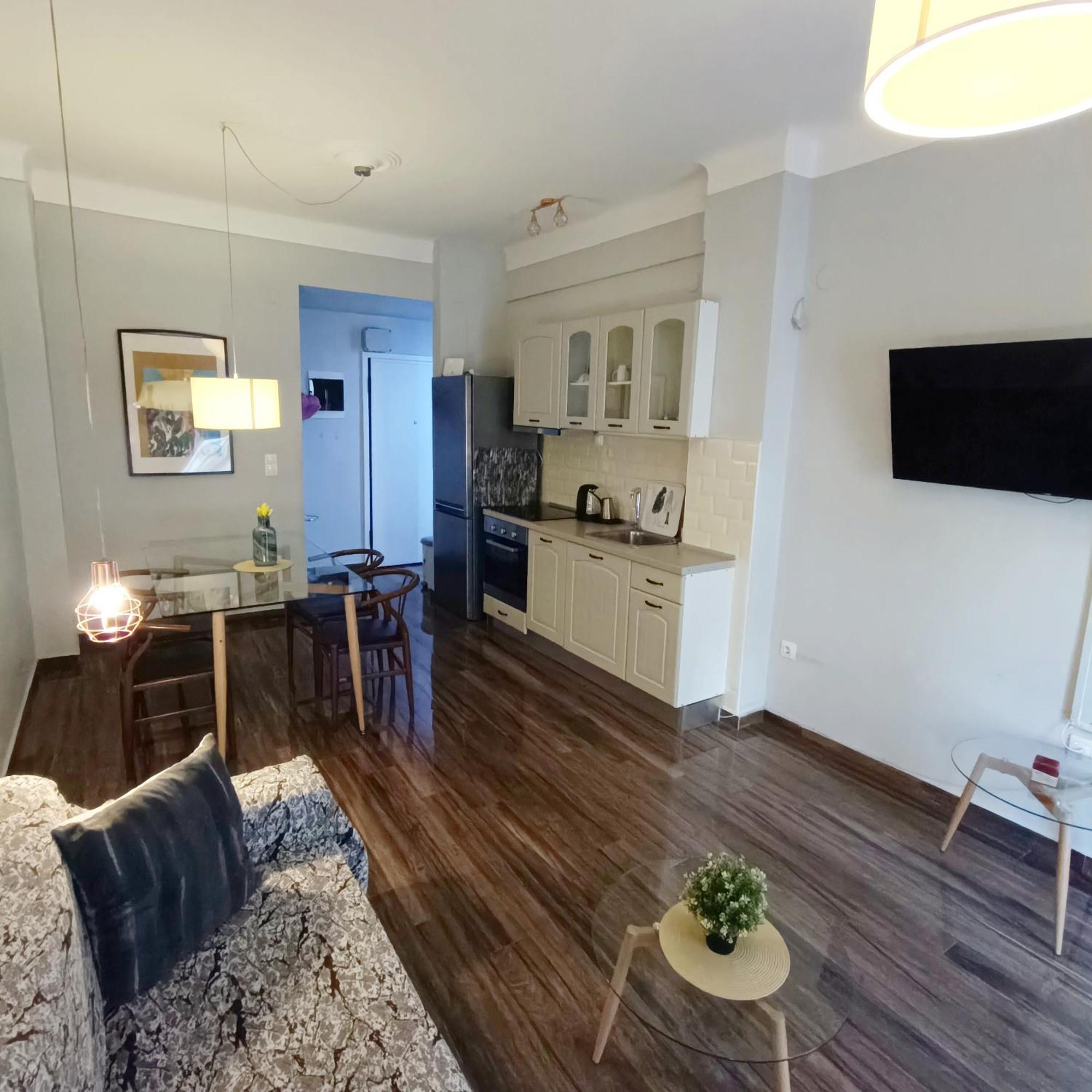 Luxury Apartment In The Heart Of The City. 테살로니키 외부 사진